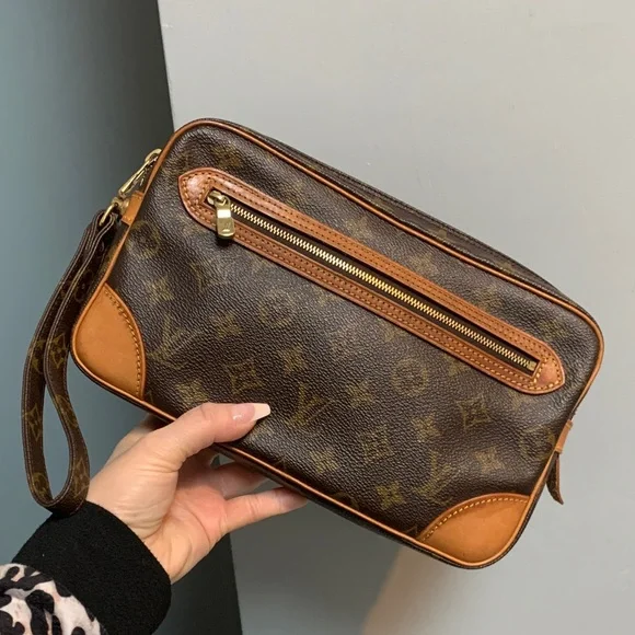 1991 authentic Louis Vuitton Dragonne GM wristlet - Picture 1 of 17